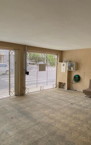 Casa à venda com 230m², 3 quartos e 3 vagasGaragem