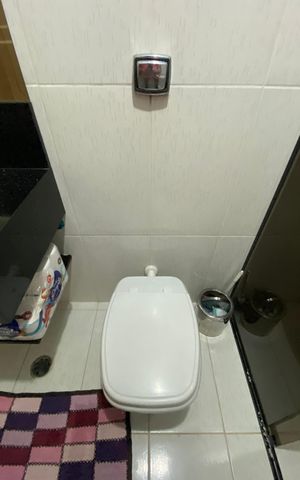 Casa à venda com 230m², 3 quartos e 3 vagasBanheiro