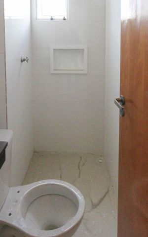 Apartamento à venda com 35m², 2 quartos e sem vaga Apartamento à venda com 35m², 2 quartos e sem vagaBanheiro