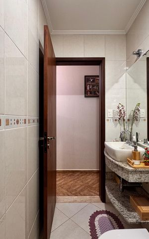 Apartamento à venda com 202m², 2 quartos e 2 vagasBanheiro