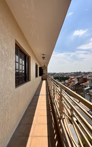 Apartamento à venda com 202m², 2 quartos e 2 vagasVaranda integrativa entre a sala, quarto e suíte