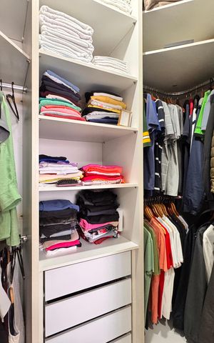 Apartamento à venda com 202m², 2 quartos e 2 vagasCloset suite