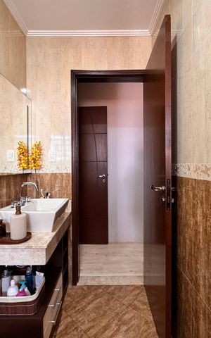 Apartamento à venda com 202m², 2 quartos e 2 vagasBanheiro da Suíte