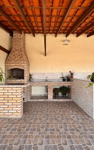 Apartamento à venda com 202m², 2 quartos e 2 vagasCobertura