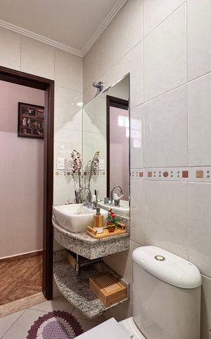 Apartamento à venda com 202m², 2 quartos e 2 vagasBanheiro