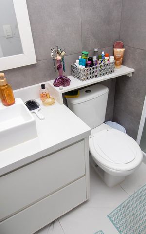 Apartamento à venda com 106m², 2 quartos e 1 vaga Apartamento à venda com 106m², 2 quartos e 1 vagaBanheiro quarto 1