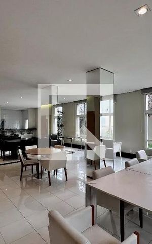 Apartamento à venda com 110m², 3 quartos e 2 vagas Apartamento à venda com 110m², 3 quartos e 2 vagasÁrea comum - Salão de Festas