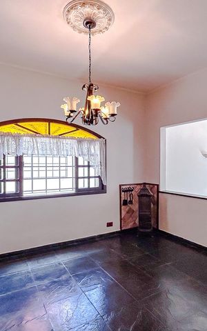 Casa à venda com 242m², 5 quartos e 5 vagasSala de Jantar
