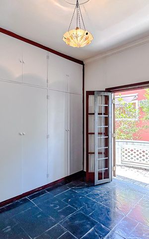 Casa à venda com 242m², 5 quartos e 5 vagasQuarto 3