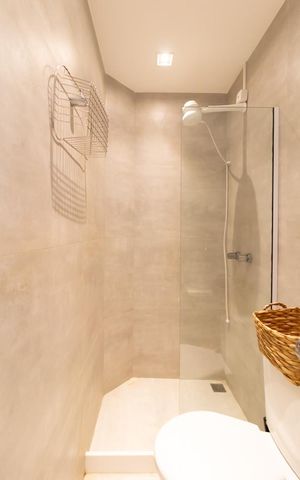 Apartamento para alugar com 220m², 3 quartos e 1 vaga Apartamento para alugar com 220m², 3 quartos e 1 vagaBanheiro de serviço