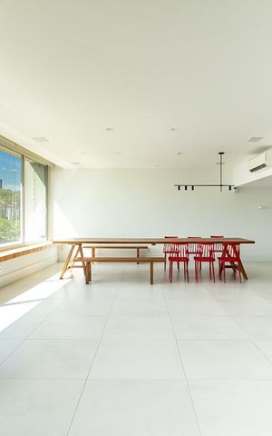 Apartamento para alugar com 220m², 3 quartos e 1 vaga Apartamento para alugar com 220m², 3 quartos e 1 vagaSala