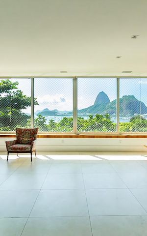Apartamento para alugar com 220m², 3 quartos e 1 vaga Apartamento para alugar com 220m², 3 quartos e 1 vagaSala