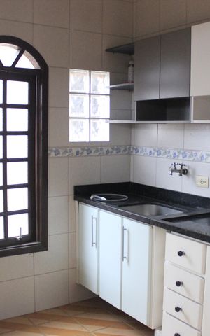 Casa para alugar com 110m², 2 quartos e 1 vagaCozinha
