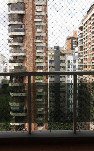 Apartamento para alugar com 89m², 2 quartos e 1 vagaSacada