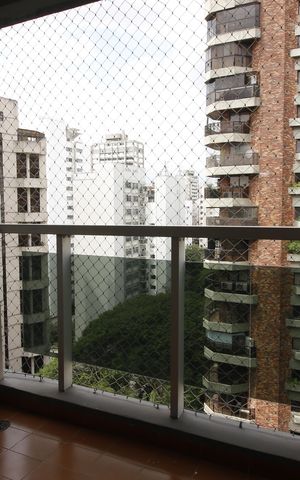 Apartamento para alugar com 89m², 2 quartos e 1 vagaSacada