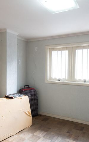 Casa à venda com 320m², 4 quartos e 1 vaga Casa à venda com 320m², 4 quartos e 1 vagaQuarto 3