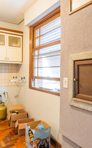 Casa à venda com 320m², 4 quartos e 1 vaga Casa à venda com 320m², 4 quartos e 1 vagaCozinha 2