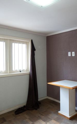 Casa à venda com 320m², 4 quartos e 1 vaga Casa à venda com 320m², 4 quartos e 1 vagaQuarto 3