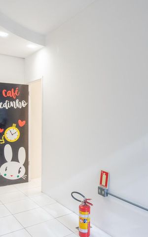 Casa à venda com 320m², 4 quartos e 1 vaga Casa à venda com 320m², 4 quartos e 1 vagaCozinha 1