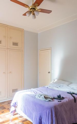 Casa à venda com 320m², 4 quartos e 1 vaga Casa à venda com 320m², 4 quartos e 1 vagaQuarto 4 - Suíte