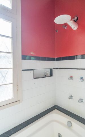 Casa à venda com 320m², 4 quartos e 1 vaga Casa à venda com 320m², 4 quartos e 1 vagaBanheiro Social 2