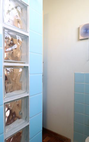 Casa à venda com 417m², 5 quartos e 2 vagasBanheiro Social