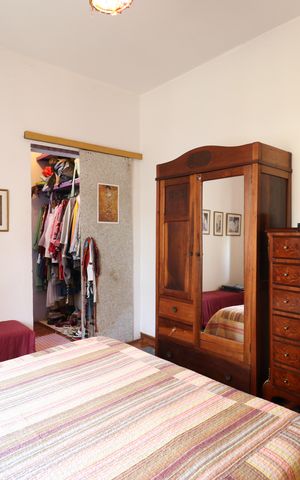 Casa à venda com 417m², 5 quartos e 2 vagasSuíte