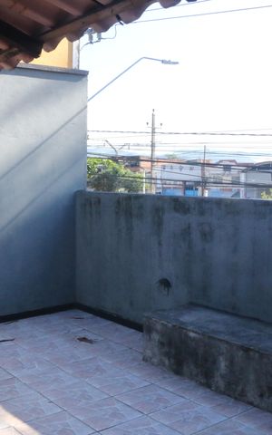 Casa para alugar com 80m², 2 quartos e 2 vagasÁrea Externa