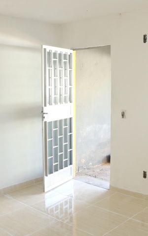 Casa para alugar com 80m², 2 quartos e 2 vagasSala