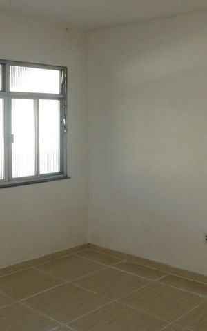 Casa para alugar com 80m², 2 quartos e 2 vagasSala