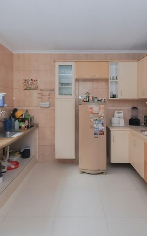 Casa à venda com 108m², 2 quartos e 1 vaga Casa à venda com 108m², 2 quartos e 1 vagaCozinha