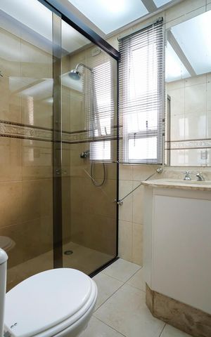 Apartamento à venda com 87m², 3 quartos e 2 vagasBanheiro da suíte
