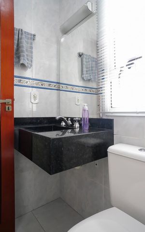 Apartamento à venda com 87m², 3 quartos e 2 vagasBanheiro 