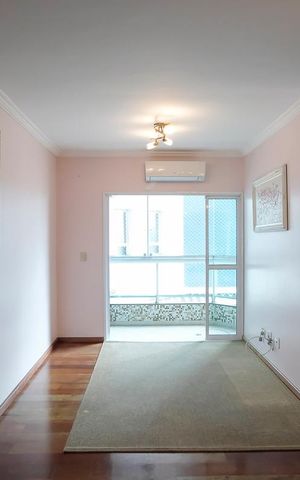 Apartamento à venda com 87m², 3 quartos e 2 vagasSala