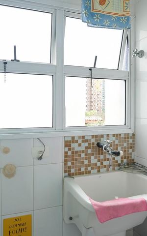 Apartamento à venda com 87m², 3 quartos e 2 vagasÁrea de serviço