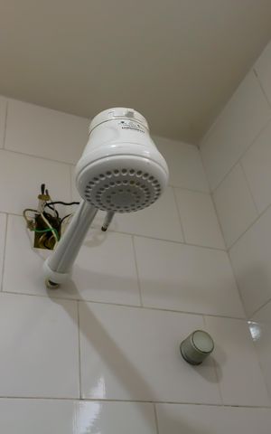 Casa à venda com 324m², 4 quartos e 1 vaga Casa à venda com 324m², 4 quartos e 1 vagaBanheiro do 2º Pavimento