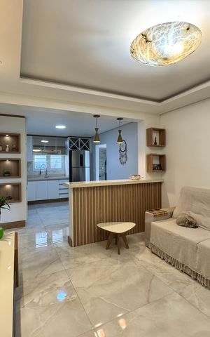 Casa à venda com 118m², 2 quartos e 2 vagas Casa à venda com 118m², 2 quartos e 2 vagasSala