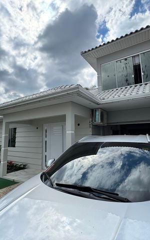 Casa à venda com 118m², 2 quartos e 2 vagas Casa à venda com 118m², 2 quartos e 2 vagasÁrea Externa
