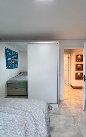 Casa à venda com 118m², 2 quartos e 2 vagas Casa à venda com 118m², 2 quartos e 2 vagasQuarto