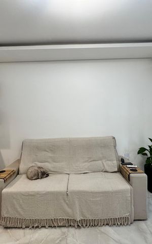 Casa à venda com 118m², 2 quartos e 2 vagas Casa à venda com 118m², 2 quartos e 2 vagasSala