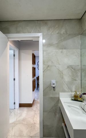 Casa à venda com 118m², 2 quartos e 2 vagas Casa à venda com 118m², 2 quartos e 2 vagasBanheiro