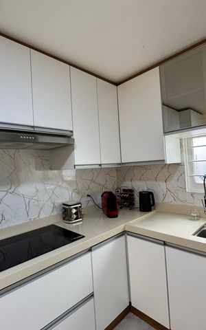Casa à venda com 118m², 2 quartos e 2 vagas Casa à venda com 118m², 2 quartos e 2 vagasCozinha