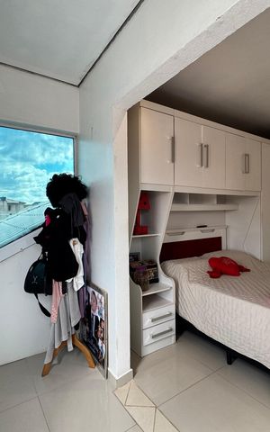 Casa à venda com 118m², 2 quartos e 2 vagas Casa à venda com 118m², 2 quartos e 2 vagasSuíte