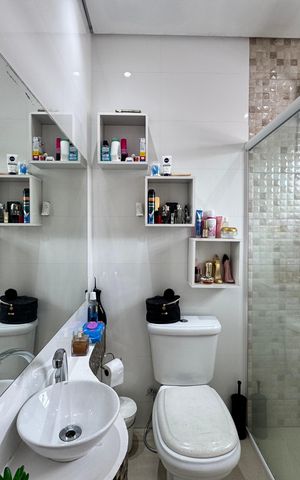 Casa à venda com 118m², 2 quartos e 2 vagas Casa à venda com 118m², 2 quartos e 2 vagasBanheiro da Suíte
