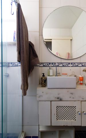 Apartamento à venda com 200m², 3 quartos e sem vaga Apartamento à venda com 200m², 3 quartos e sem vagaBanheiro social