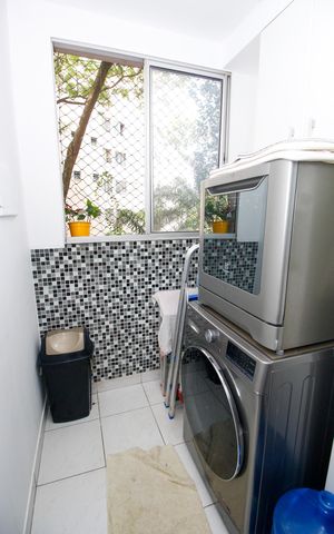 Apartamento à venda com 69m², 3 quartos e 1 vagaÁrea de Serviço