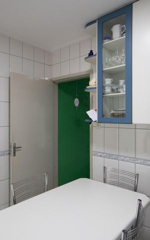 Casa à venda com 240m², 3 quartos e 2 vagas Casa à venda com 240m², 3 quartos e 2 vagasCozinha