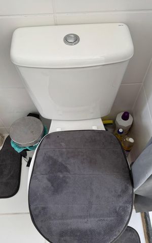 Apartamento à venda com 43m², 2 quartos e 1 vaga Apartamento à venda com 43m², 2 quartos e 1 vagaBanheiro Social