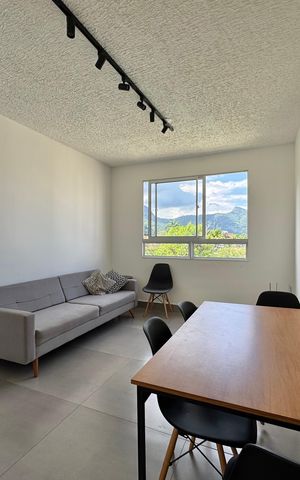 Apartamento à venda com 43m², 2 quartos e 1 vaga Apartamento à venda com 43m², 2 quartos e 1 vagaSala