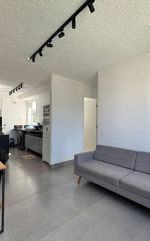 Apartamento à venda com 43m², 2 quartos e 1 vaga Apartamento à venda com 43m², 2 quartos e 1 vagaSala